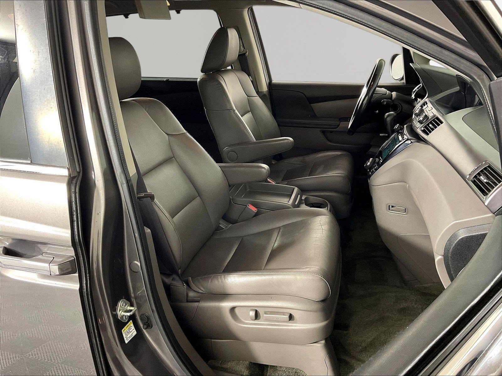 Used 2014 Honda Odyssey EX-L image 30
