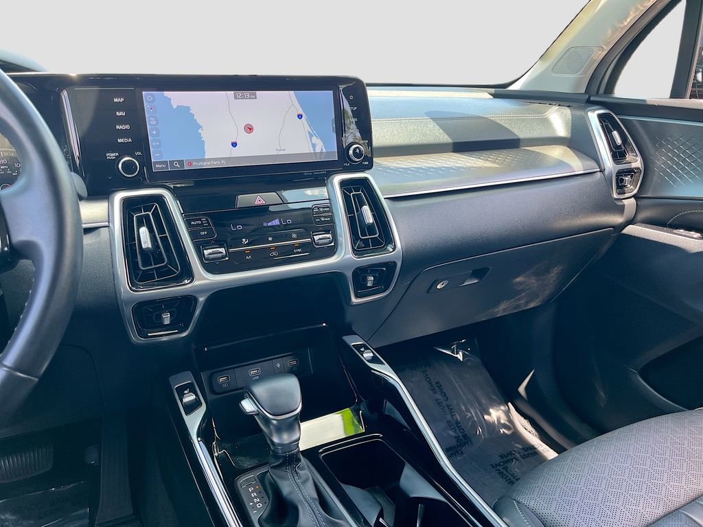 Used 2022 Kia Sorento SX FWD image 24