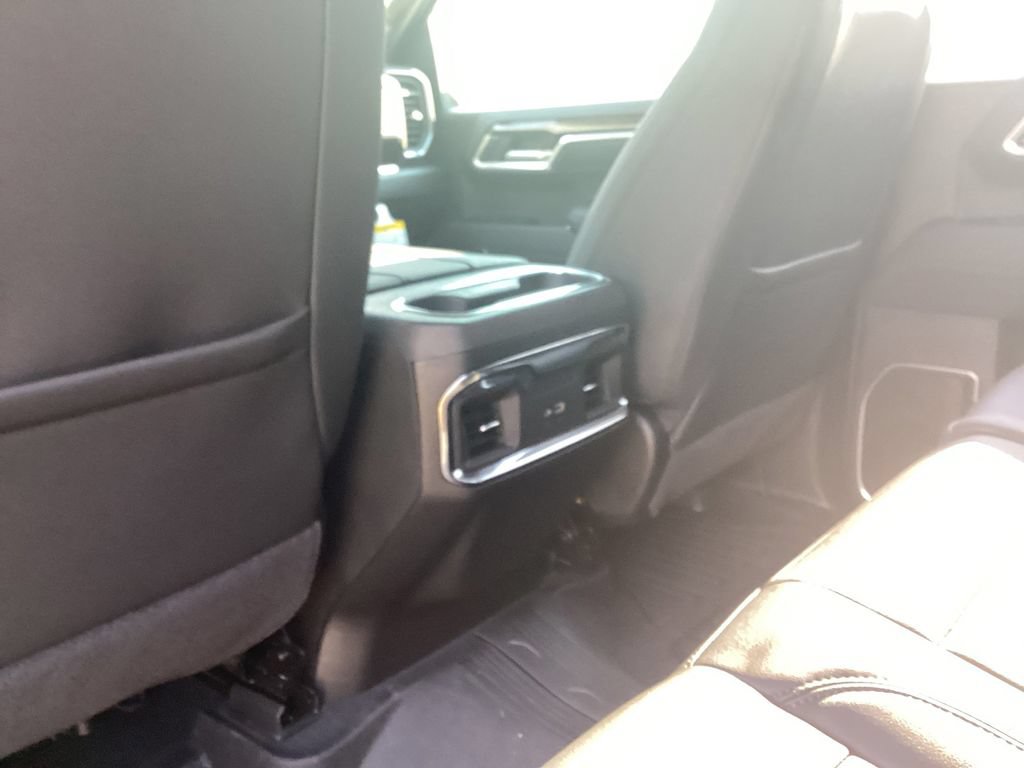 New 2026 GMC Sierra 1500 Elevation w/ Elevation Premium Package AWD/4WD image 19