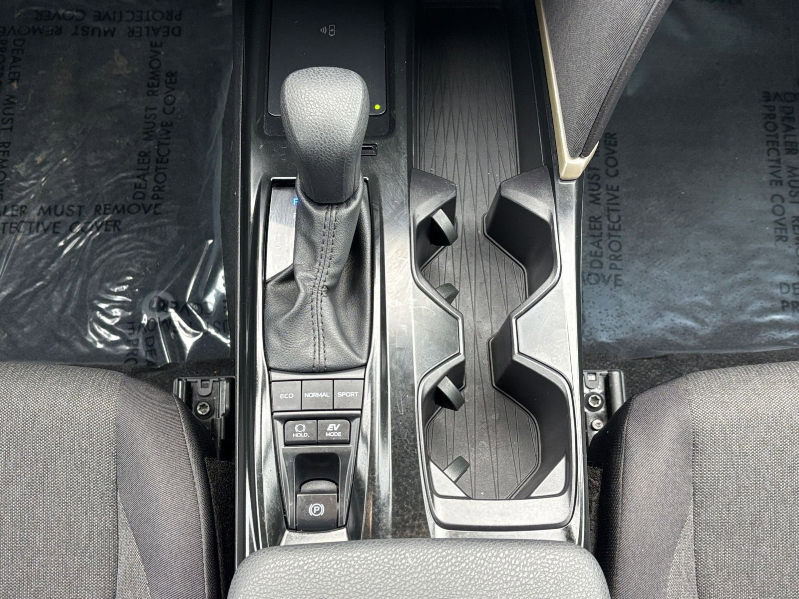 Used 2025 Toyota Camry LE image 37