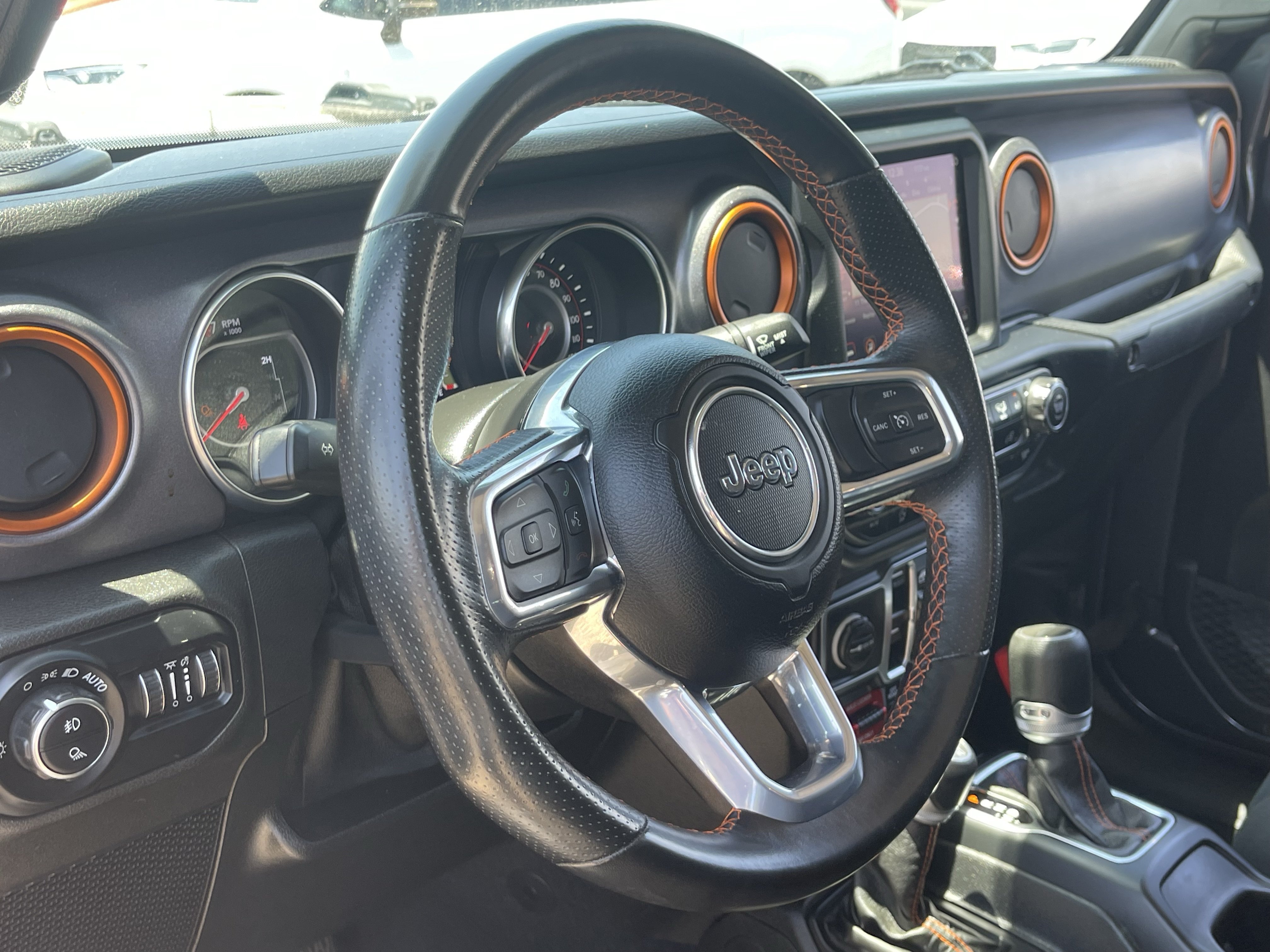 Used 2021 Jeep Gladiator Mojave AWD/4WD image 22