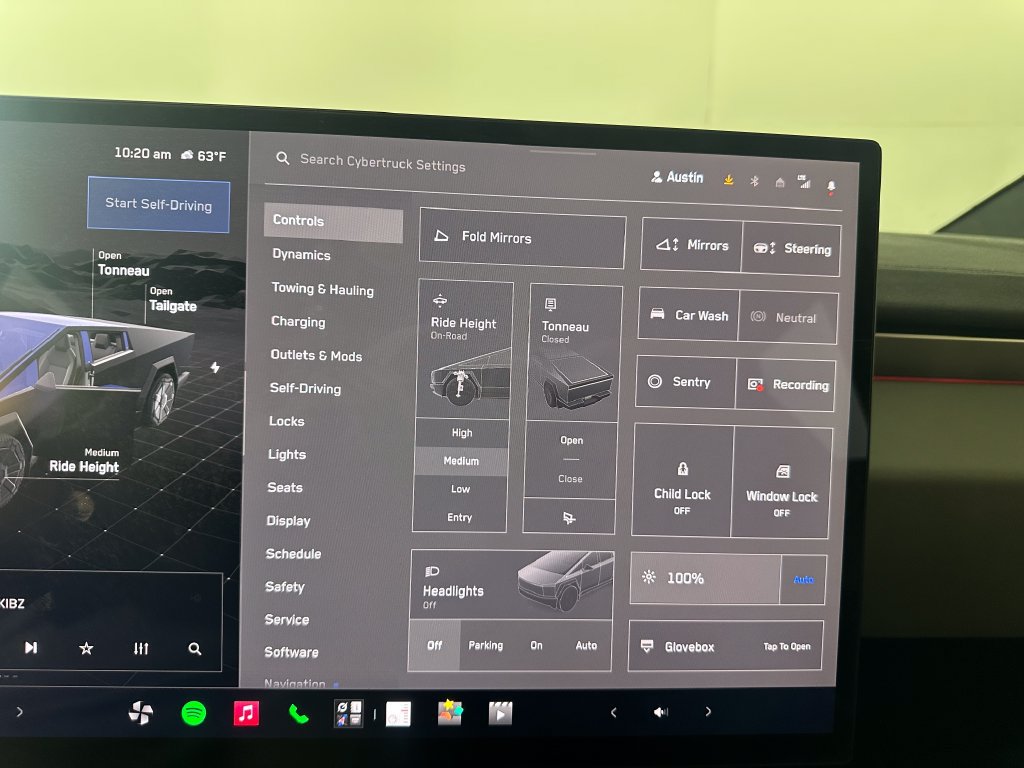 Used 2024 Tesla Cybertruck Cyberbeast AWD/4WD image 39
