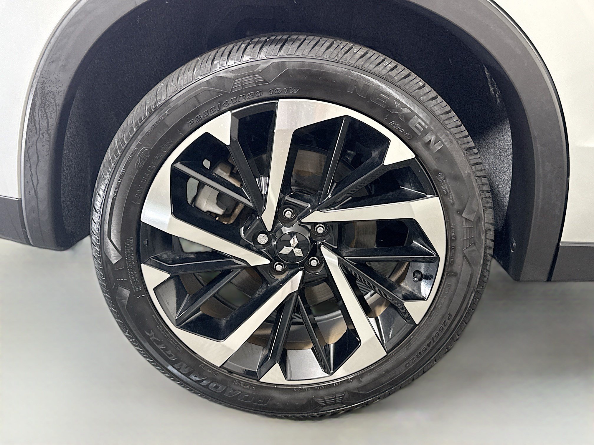 Used 2024 Mitsubishi Outlander SE FWD image 33