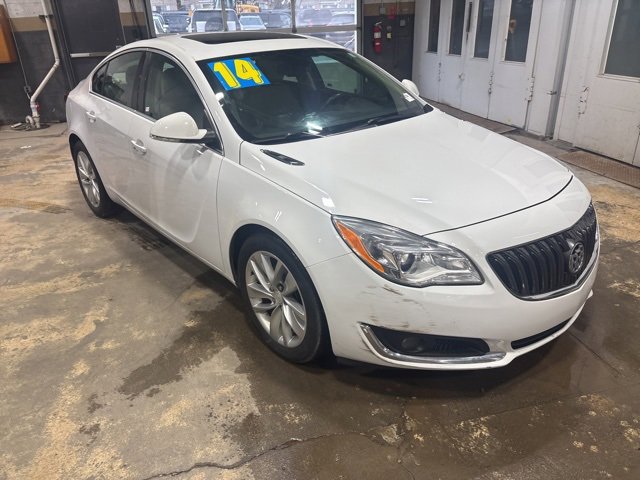 Used 2014 Buick Regal Turbo image 1