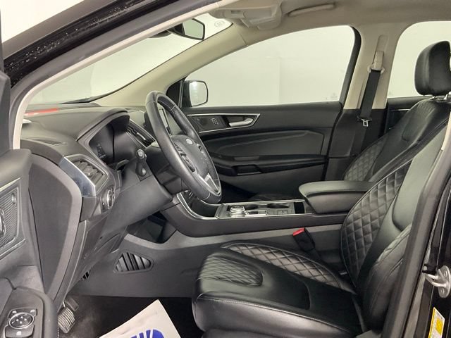 Used 2024 Ford Edge Titanium AWD/4WD image 10