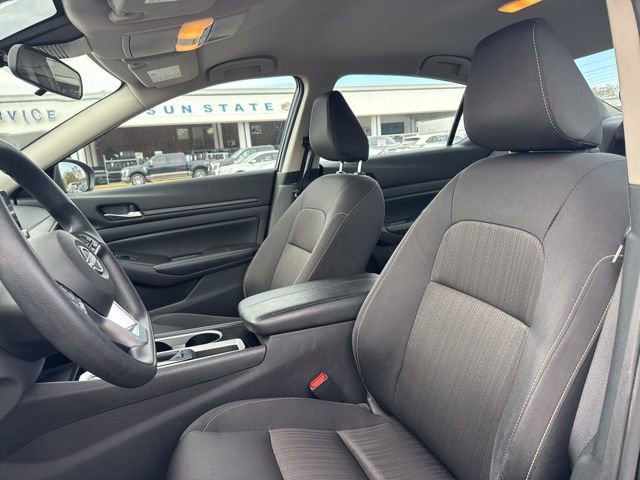 Used 2024 Nissan Altima 2.5 SV image 8