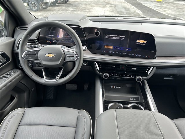 New 2026 Chevrolet Suburban Premier image 15