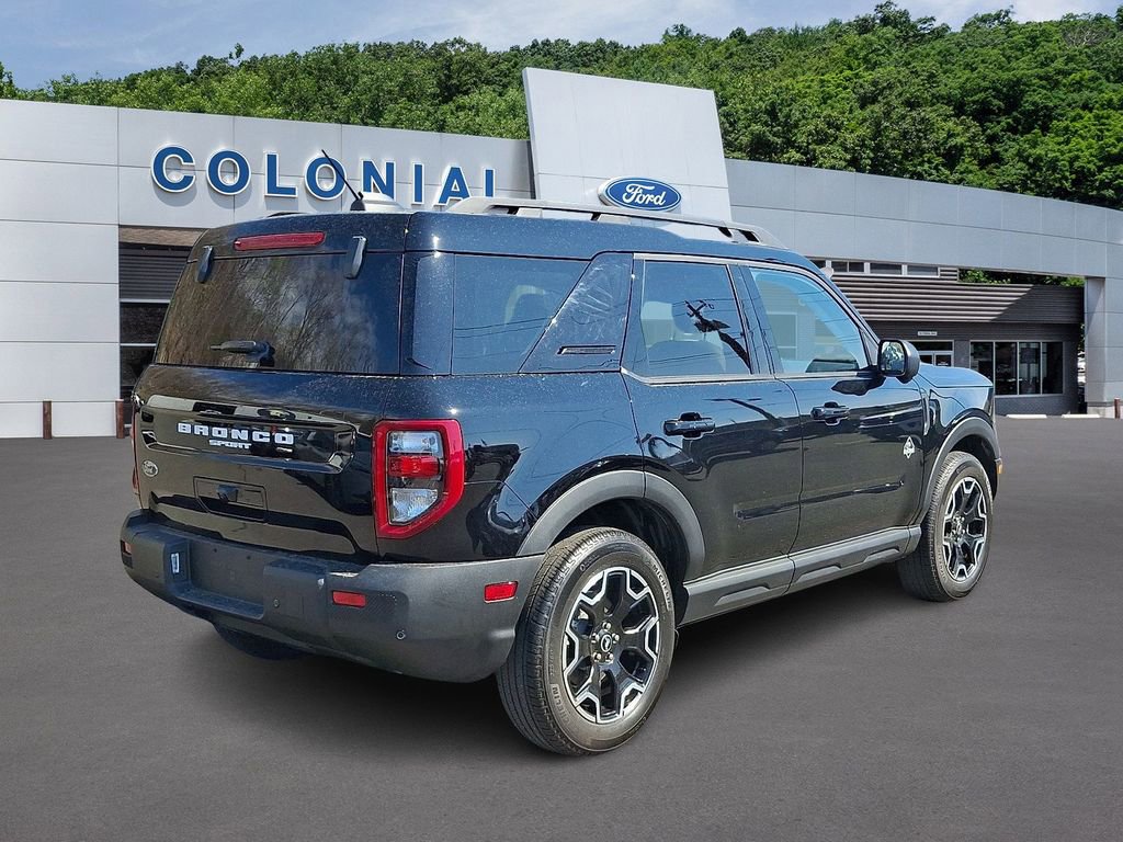 Certified 2025 Ford Bronco Sport Outer Banks w/ Outer Banks Tech Package+ AWD/4WD image 6