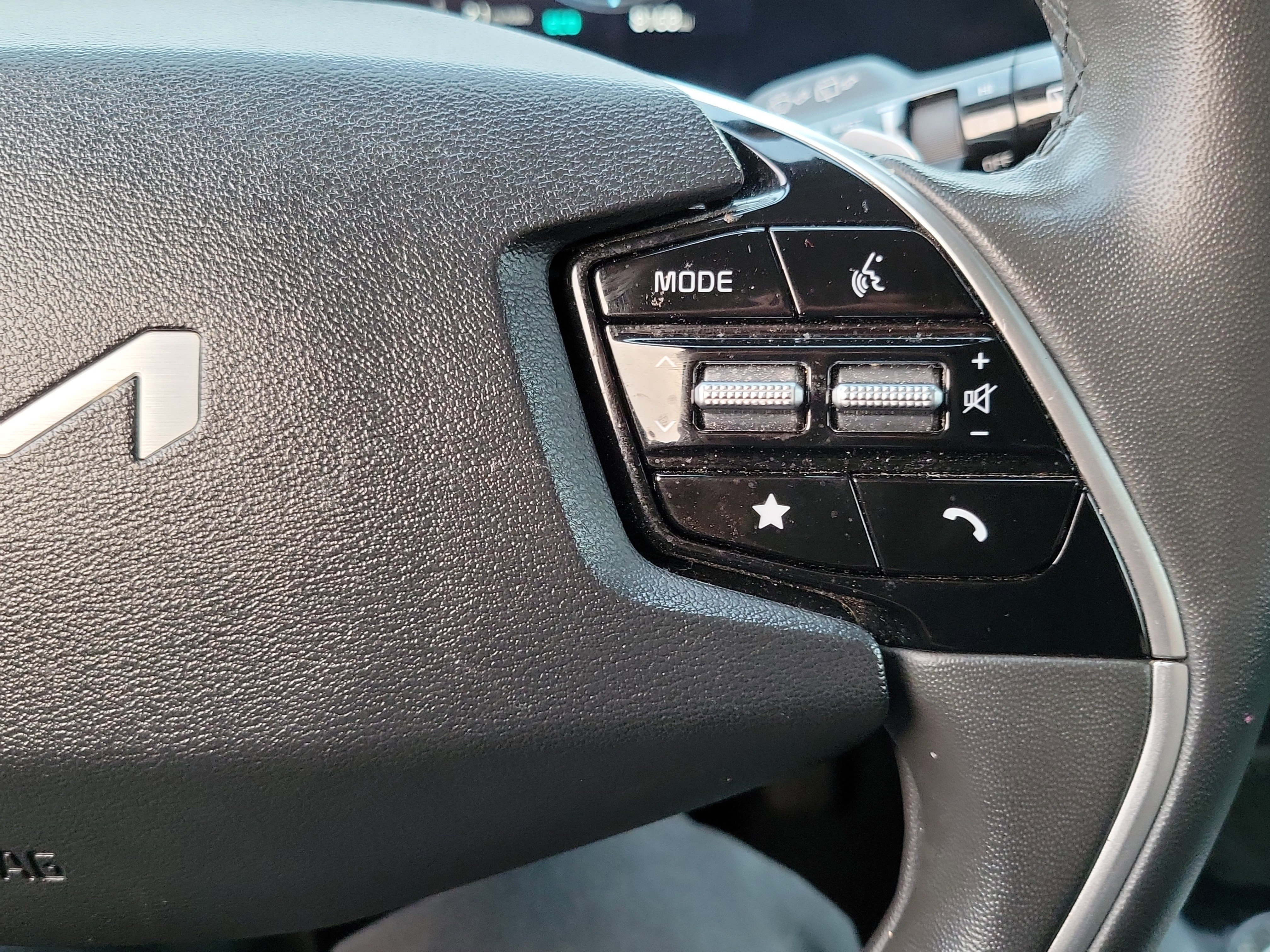 Used 2025 Kia Niro Wind image 8