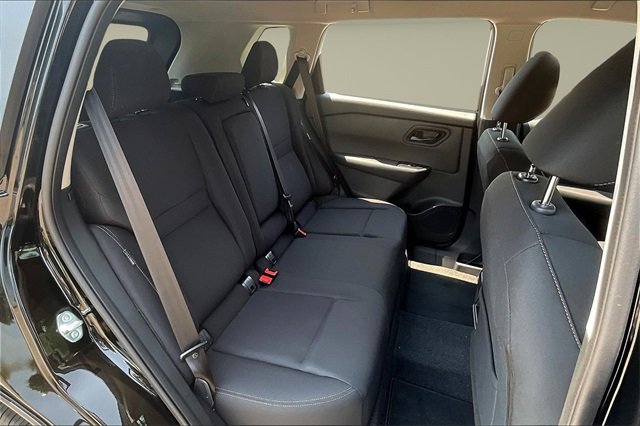 New 2026 Nissan Rogue S image 10