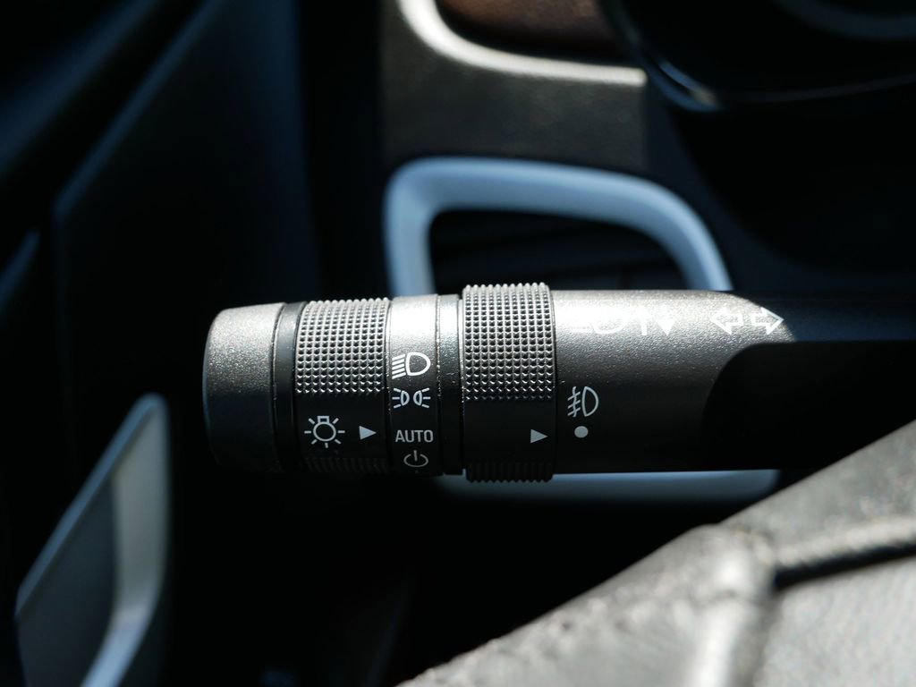 Used 2010 GMC Terrain SLT w/ Cargo Package image 25