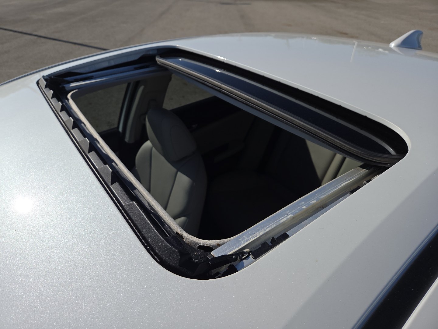 Used 2022 Honda Insight Touring image 3
