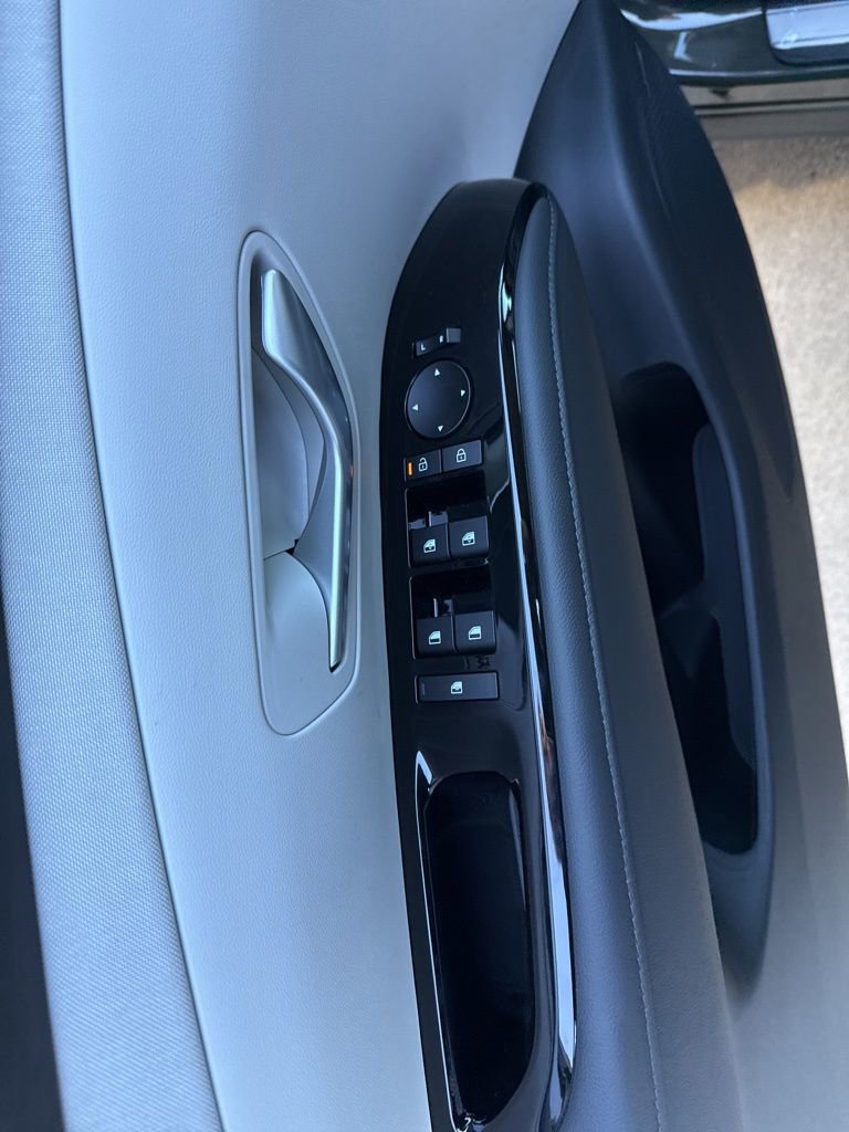New 2026 Hyundai Tucson Limited FWD image 19