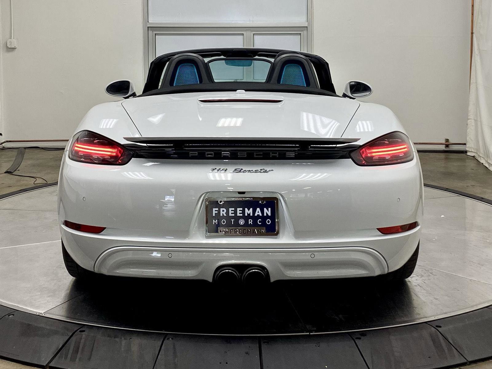 Used 2025 Porsche 718 Boxster w/ Premium Package RWD image 8