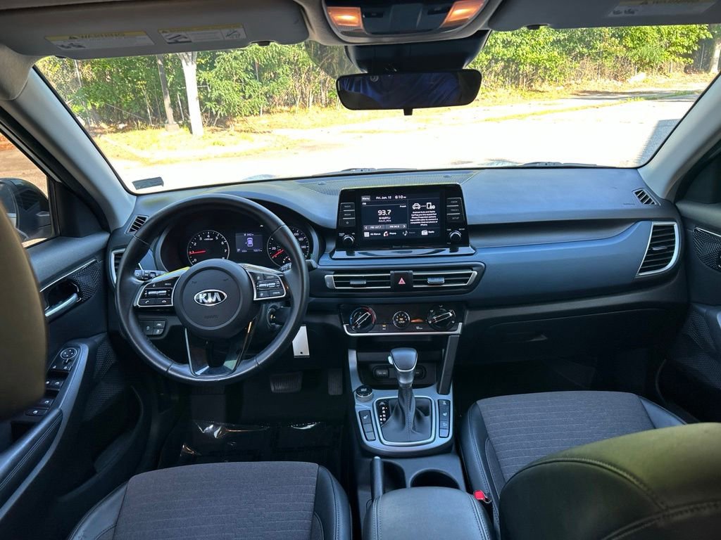 Used 2021 Kia Seltos S AWD/4WD image 30
