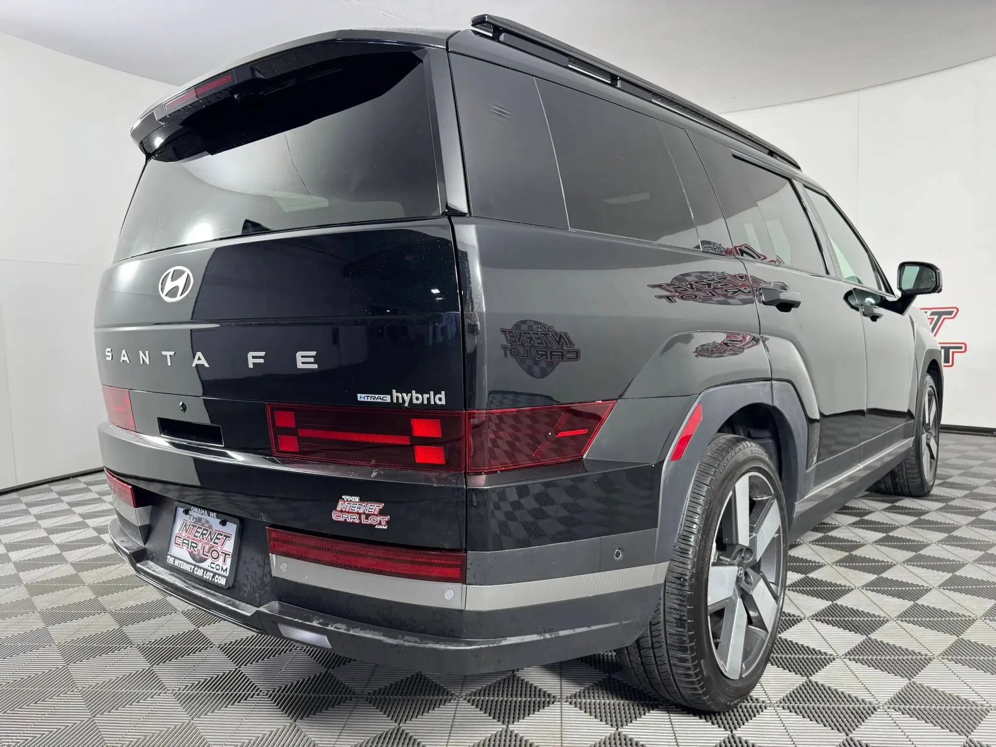 Used 2024 Hyundai Santa Fe Limited AWD/4WD image 30