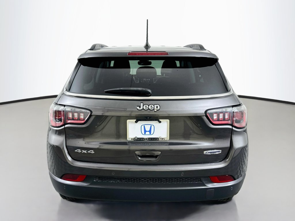 Used 2022 Jeep Compass Latitude w/ Convenience Group AWD/4WD image 6