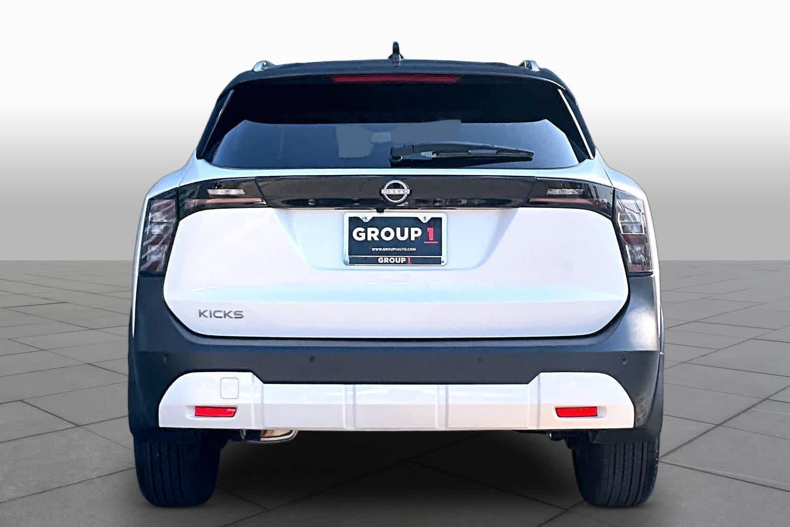 Certified 2026 Nissan Kicks SV FWD image 5