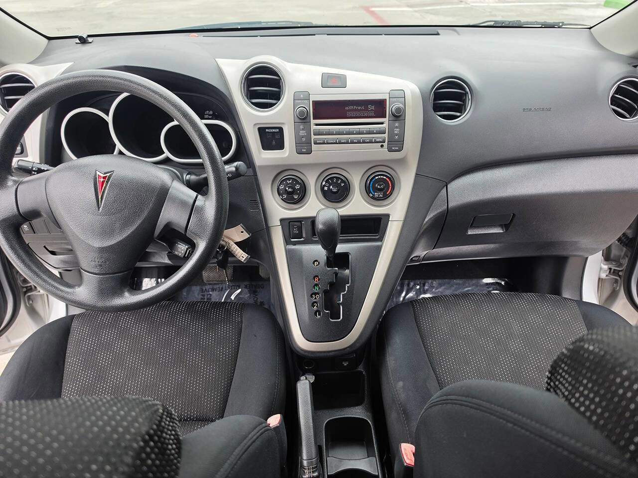 Used 2009 Pontiac Vibe w/ Preferred Package FWD image 35