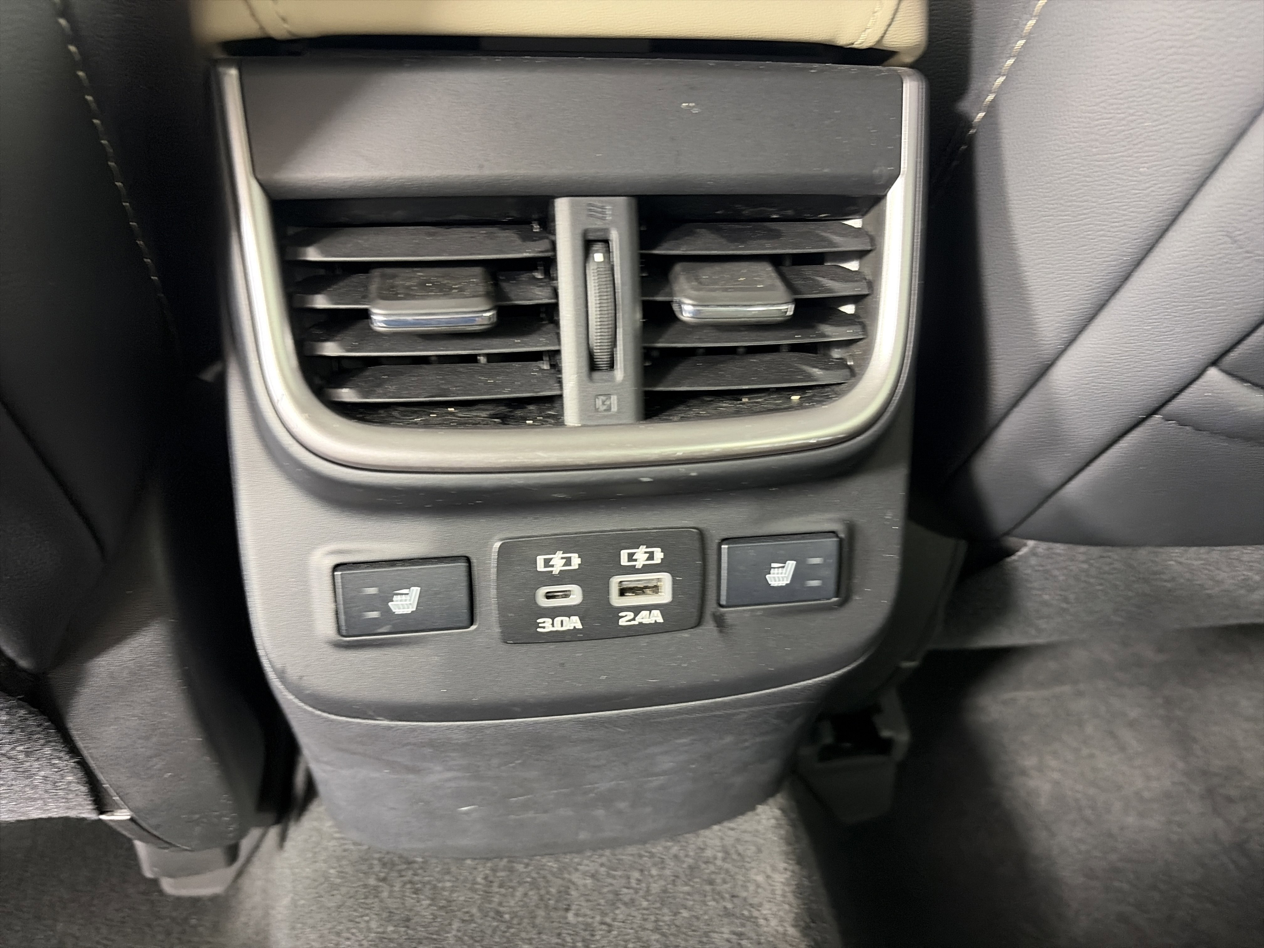 Used 2023 Subaru Outback Limited image 20