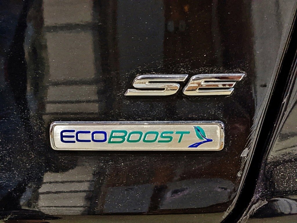 Used 2014 Ford Fusion SE image 11