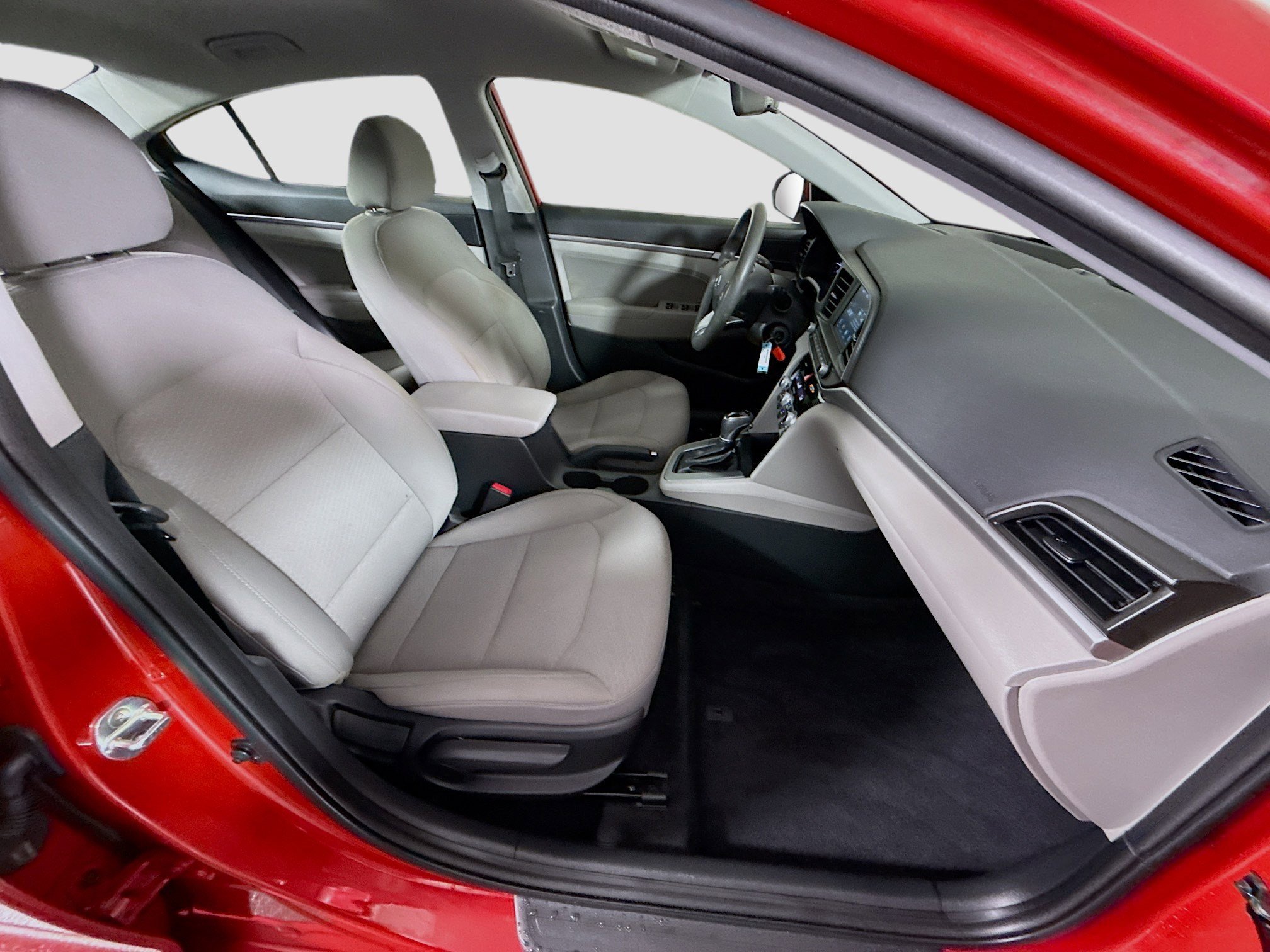 Used 2020 Hyundai Elantra SEL w/ Convenience Package (C2) FWD image 28
