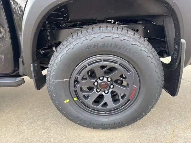 New 2026 Nissan Frontier PRO-4X w/ Pro-4x Convenience Package image 15