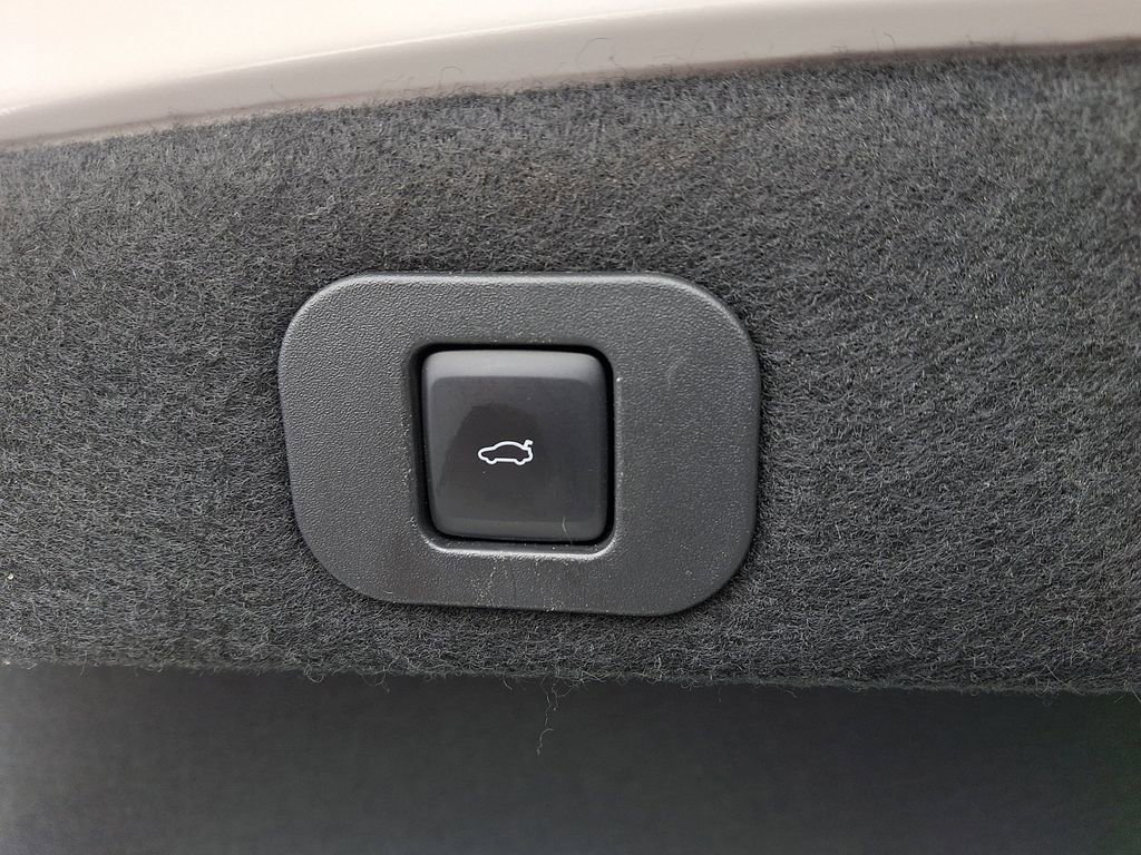 Used 2018 Lincoln Continental Black Label AWD/4WD image 29