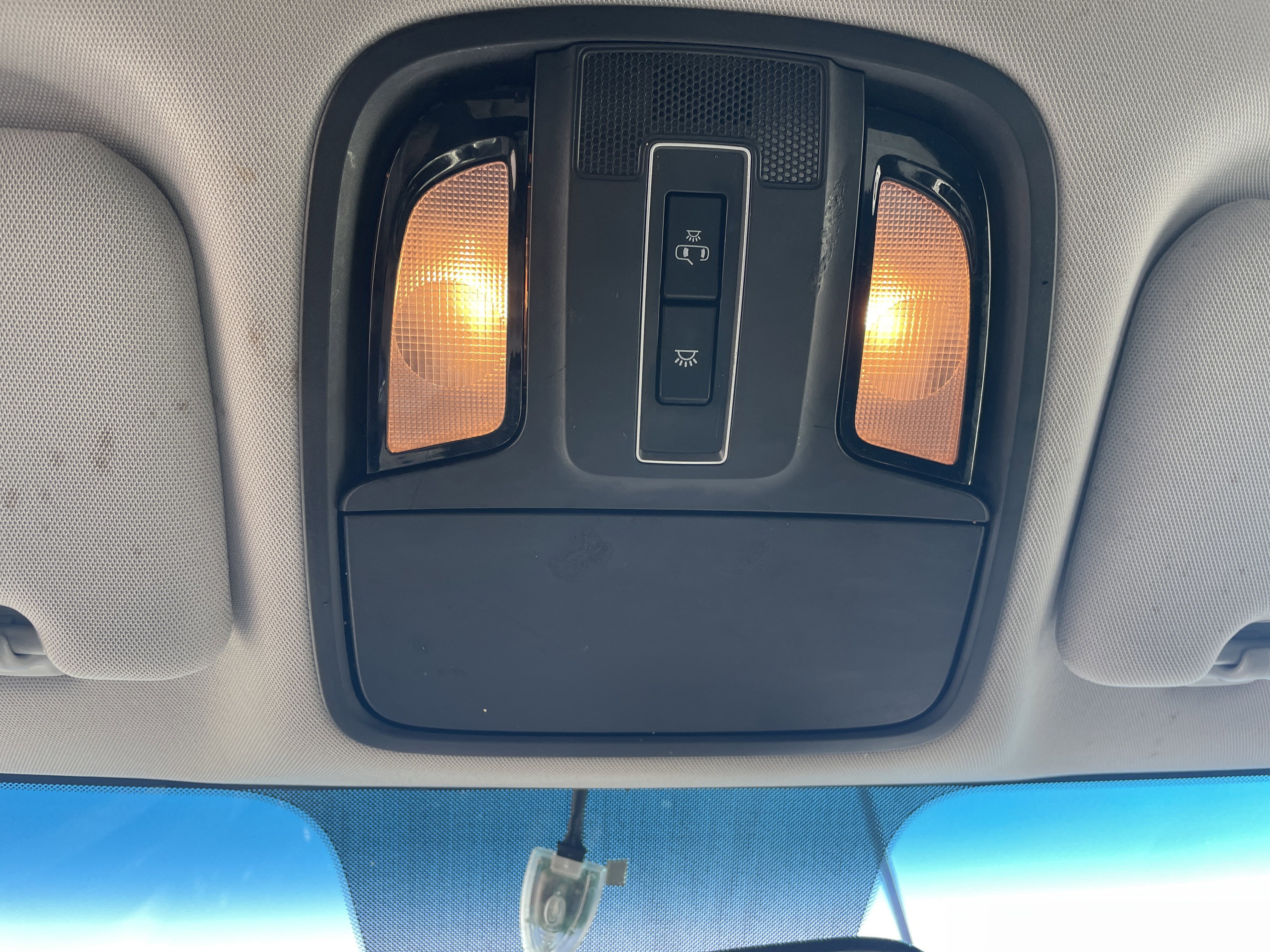 Used 2017 Kia Sorento LX image 50