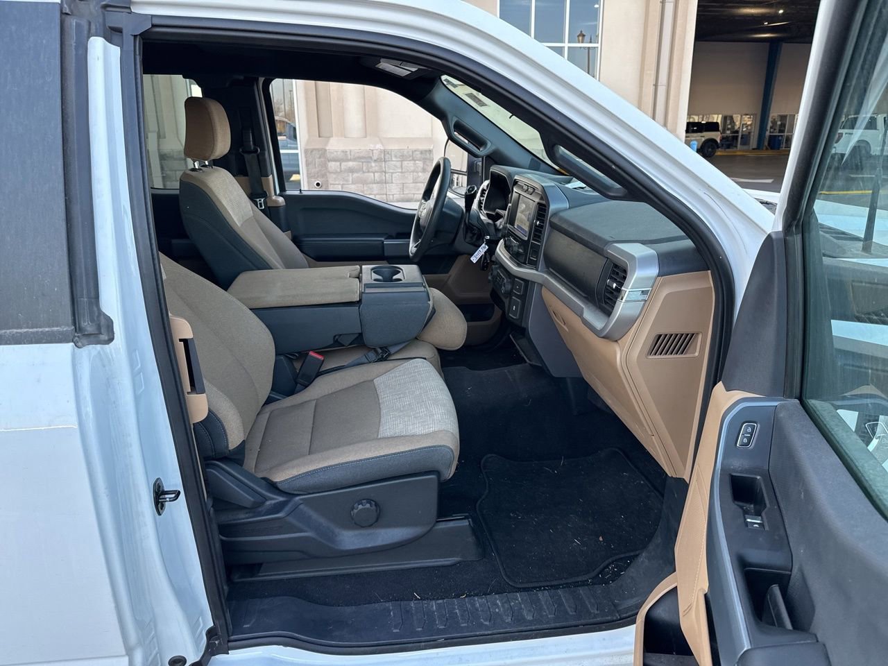 Used 2023 Ford F150 XLT w/ Trailer Tow Package image 13