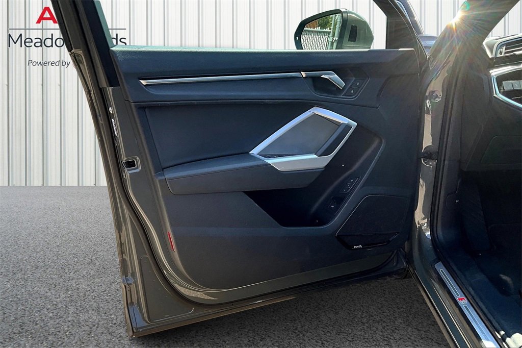 Certified 2025 Audi Q3 2.0T Premium Plus w/ Premium Plus Package image 20