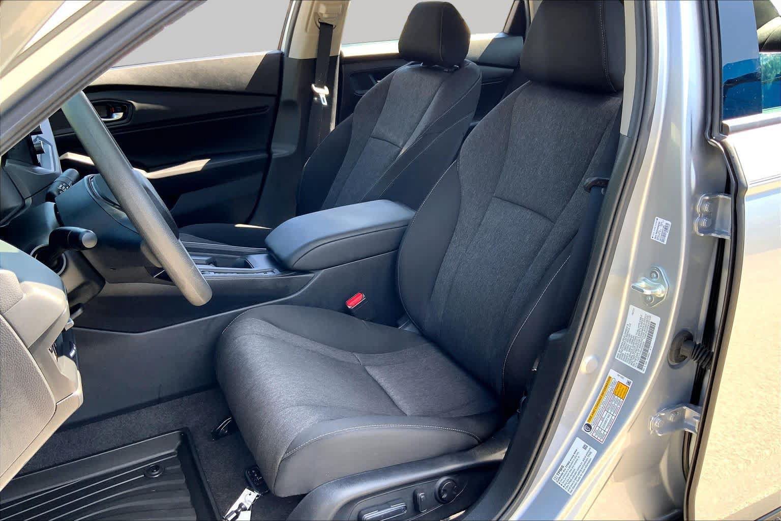 Used 2025 Honda Accord SE image 8
