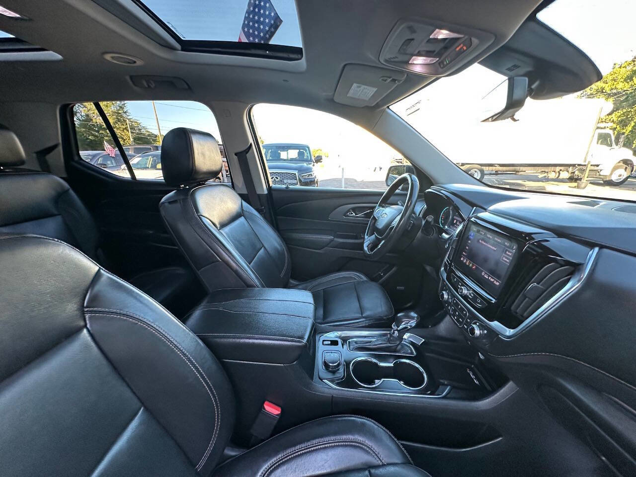 Used 2021 Chevrolet Traverse Premier image 25