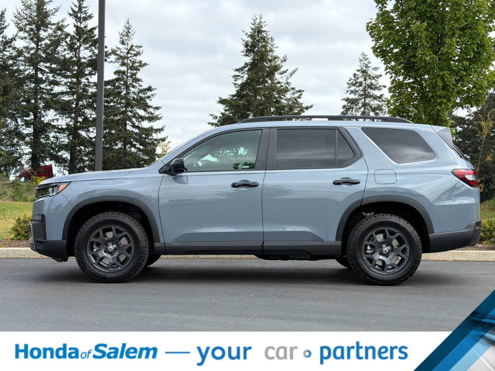 New 2026 Honda Pilot TrailSport image 5