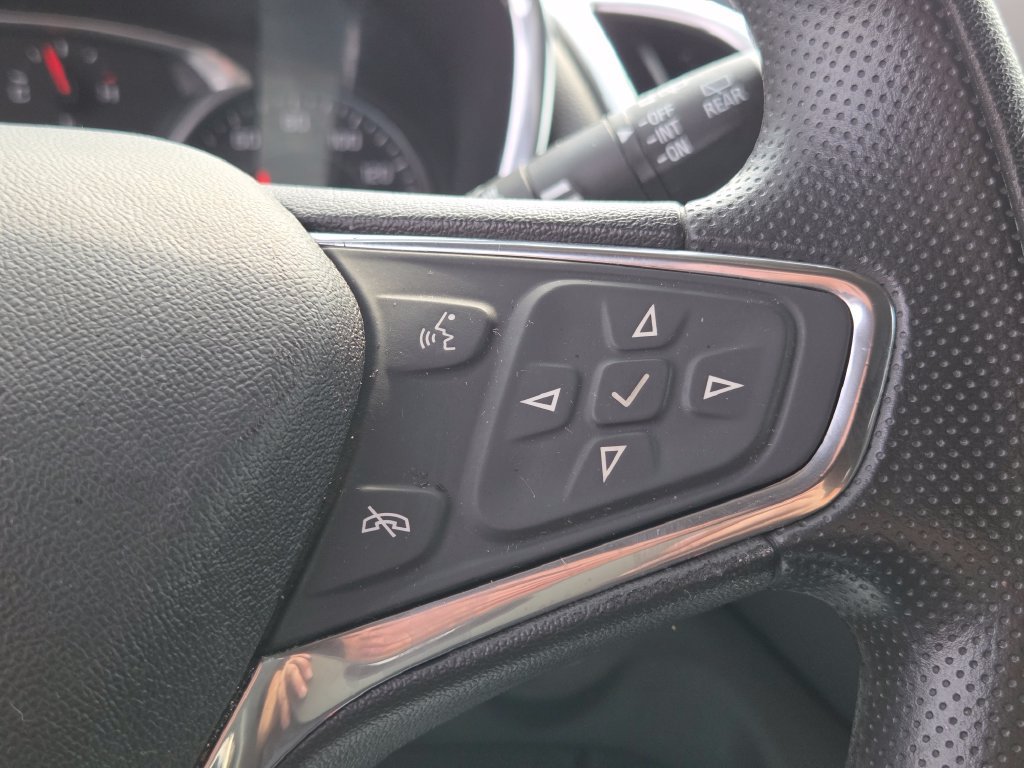 Used 2020 Chevrolet Equinox LT FWD image 13