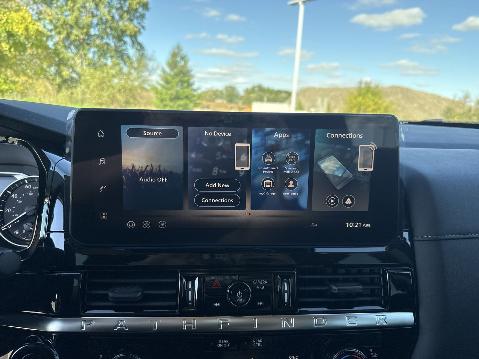 New 2026 Nissan Pathfinder SV AWD/4WD image 27