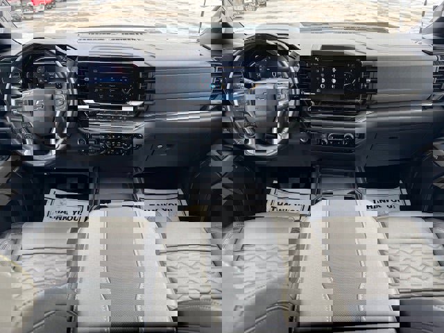 Used 2024 Chevrolet Silverado 2500 ZR2 w/ Technology Package image 19