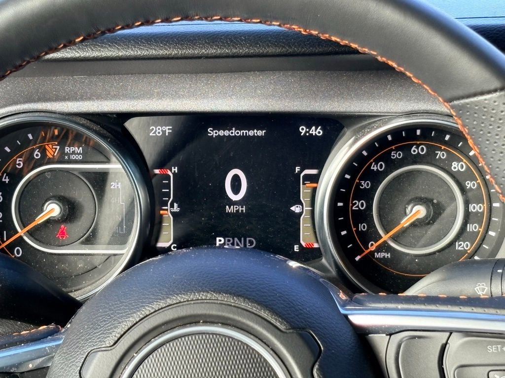 Used 2023 Jeep Gladiator Mojave w/ Cold Weather Group image 16