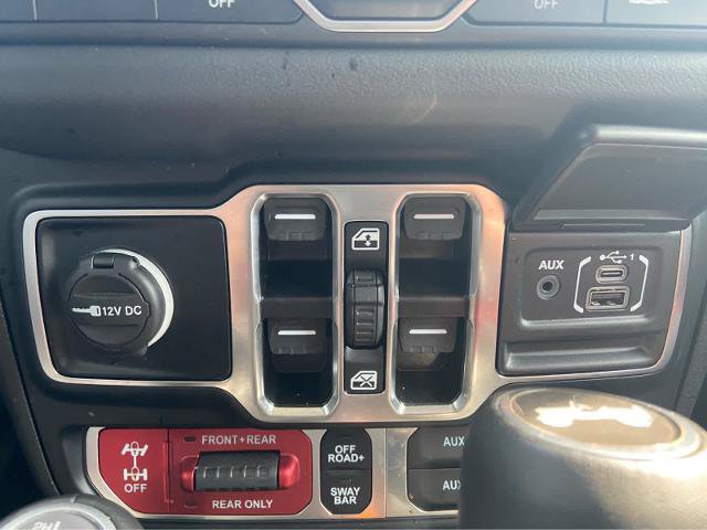 Used 2024 Jeep Wrangler Unlimited Rubicon 4xe AWD/4WD image 33