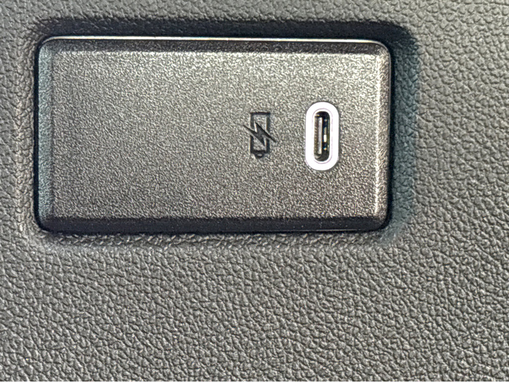 Used 2024 Chevrolet Tahoe RST w/ Luxury Package RWD image 30