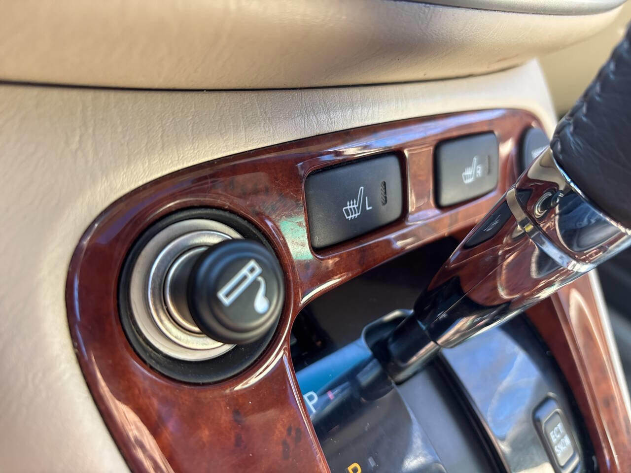 Used 2005 Toyota Highlander Limited image 35