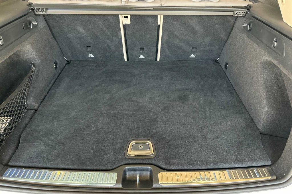 Certified 2022 Mercedes-Benz GLC 300 4MATIC w/ Premium Package Lite image 20