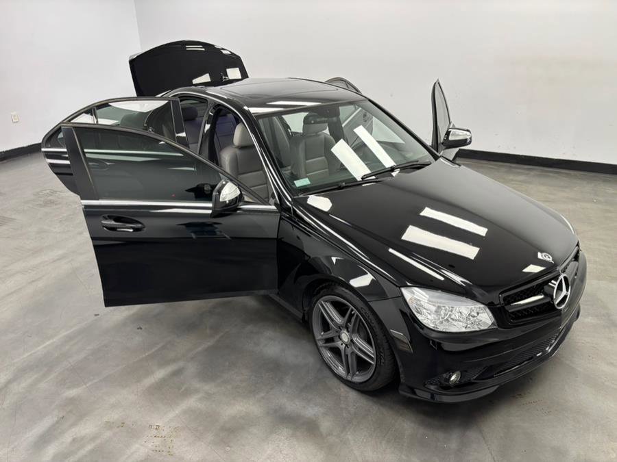 Used 2008 Mercedes-Benz C 300 Sport image 26