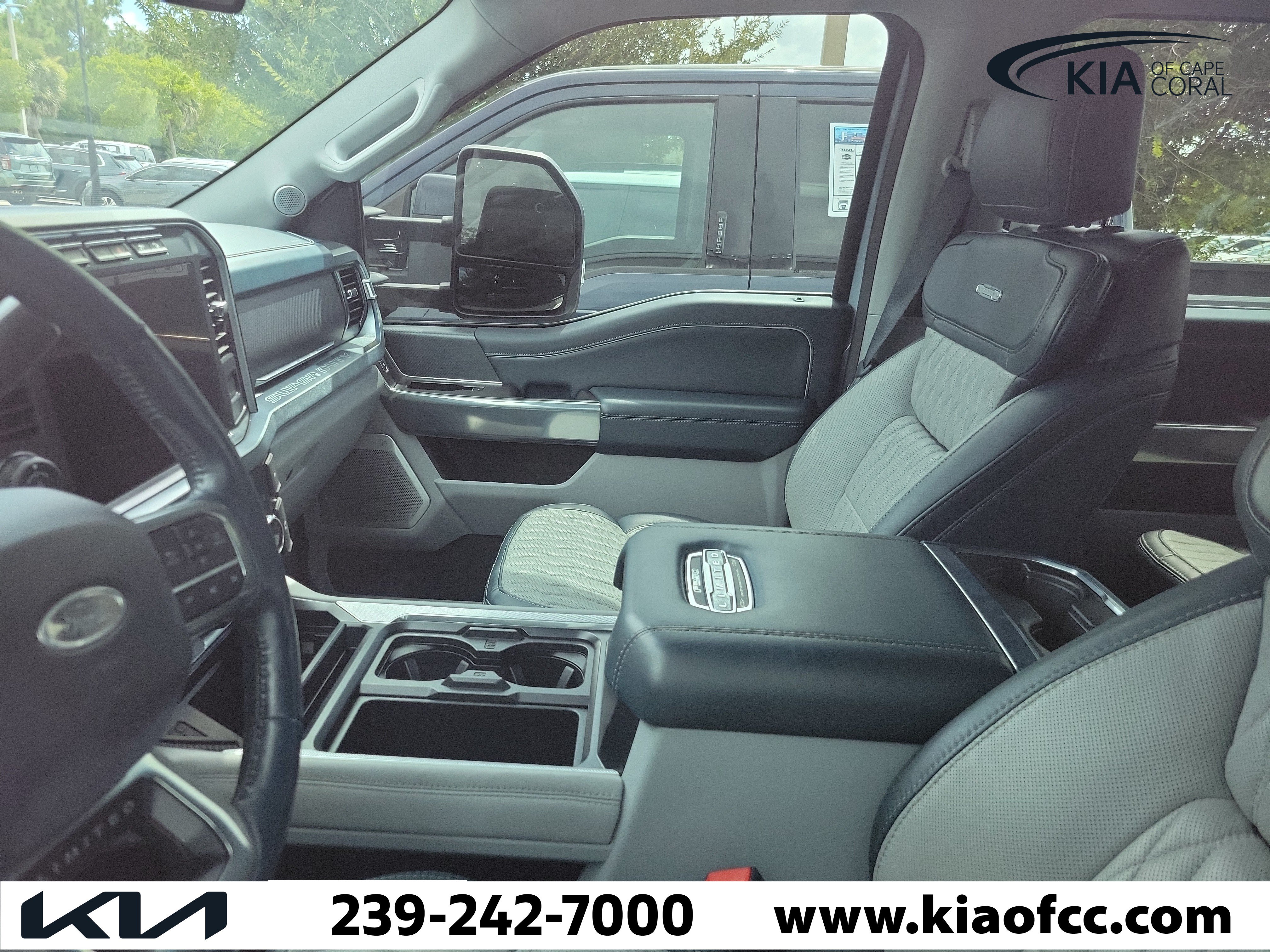 Used 2024 Ford F250 Limited w/ FX4 Off-Road Package AWD/4WD image 7