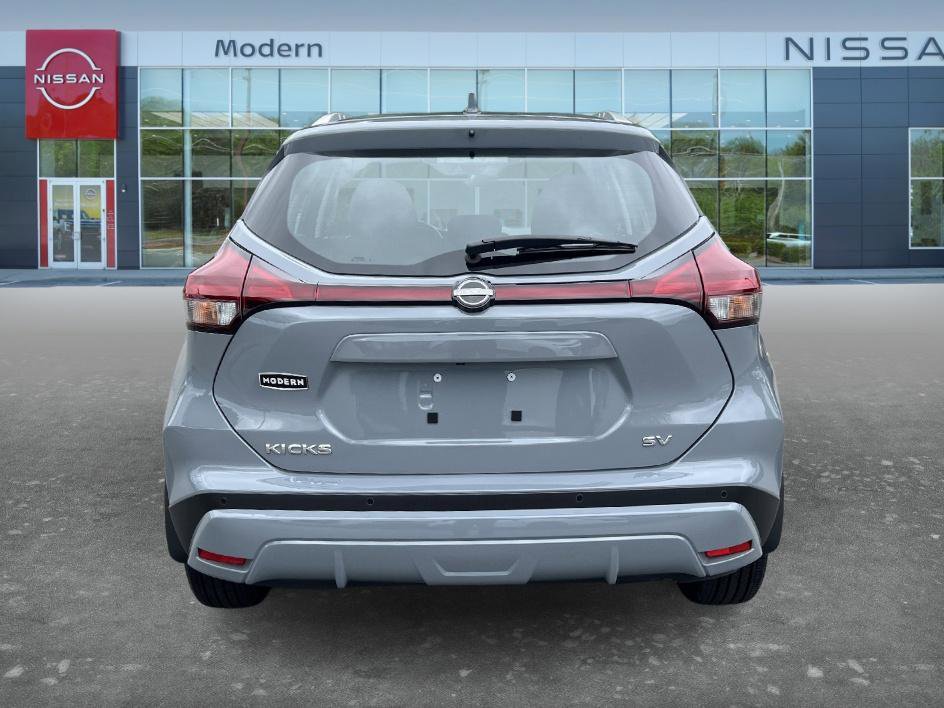 Certified 2024 Nissan Kicks SV FWD image 6