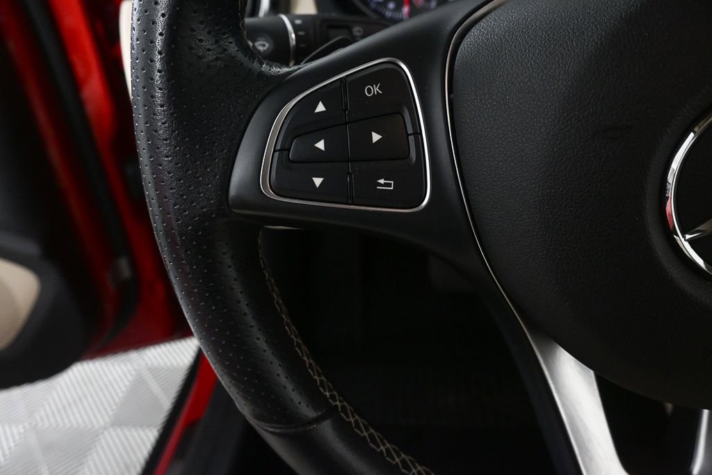 Used 2019 Mercedes-Benz GLA 250 4MATIC image 10