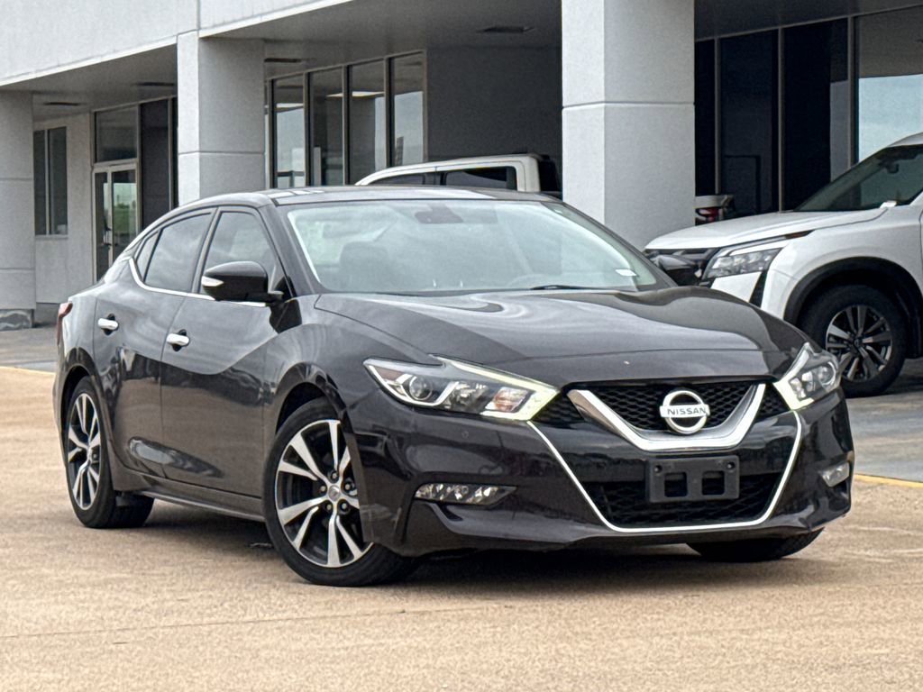 Used 2017 Nissan Maxima Platinum image 1