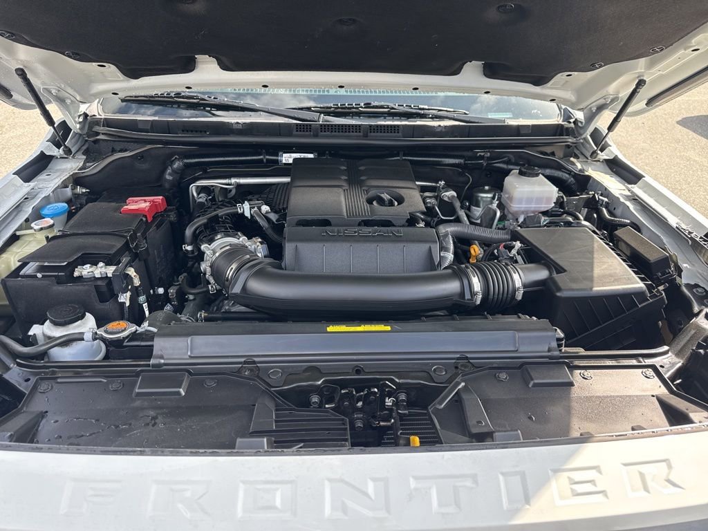 Used 2024 Nissan Frontier SV w/ SV Convenience Package RWD image 31