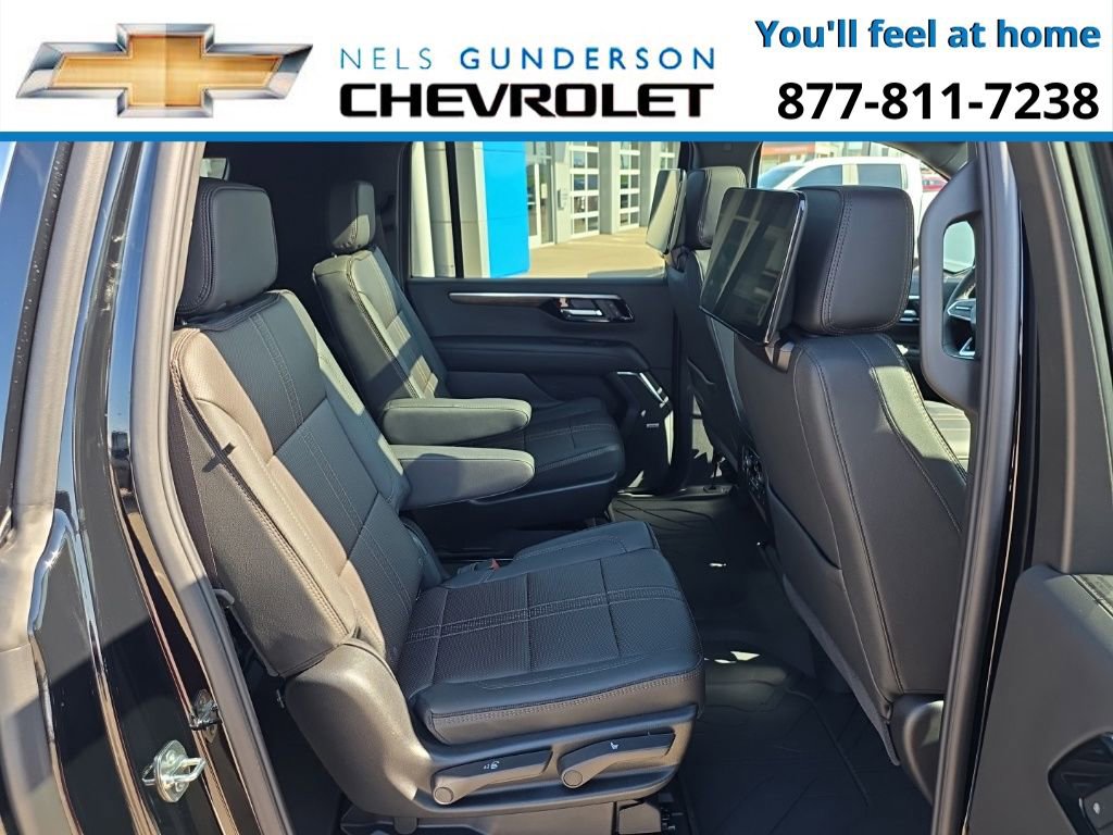 New 2026 Chevrolet Suburban High Country image 12
