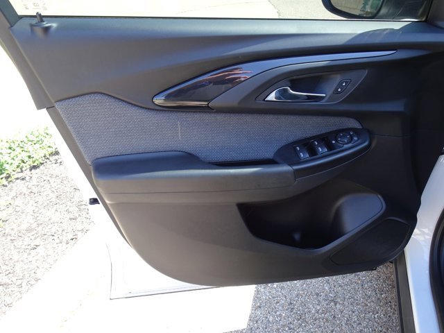 Certified 2022 Chevrolet TrailBlazer LT w/ Convenience Package image 8